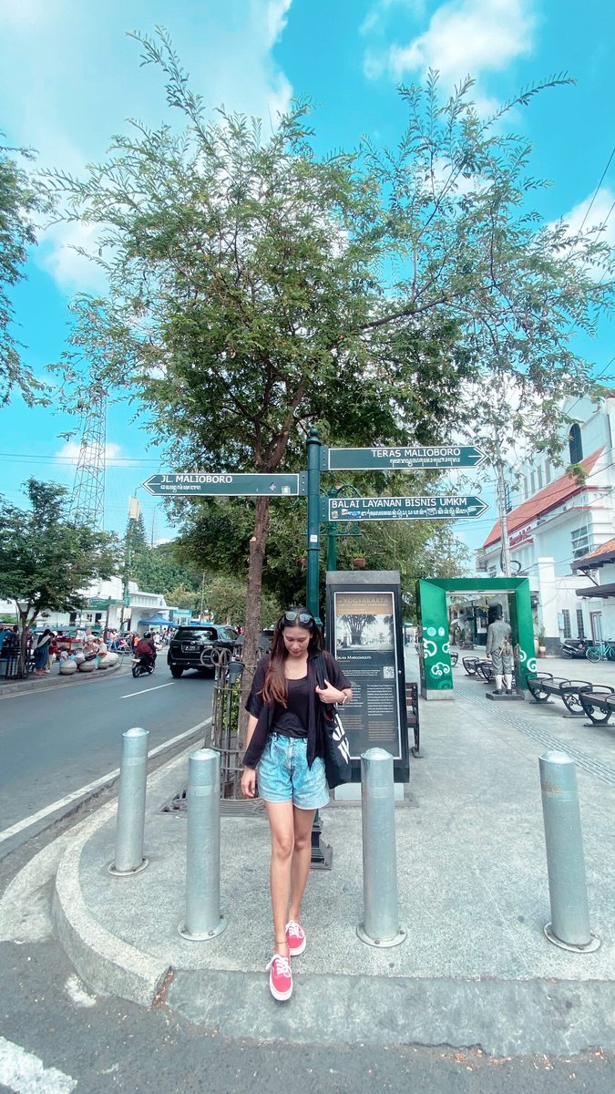 nonacitradama's tweet photo. jogja dan kamu ~ https://t.co/cAVFmHluBS