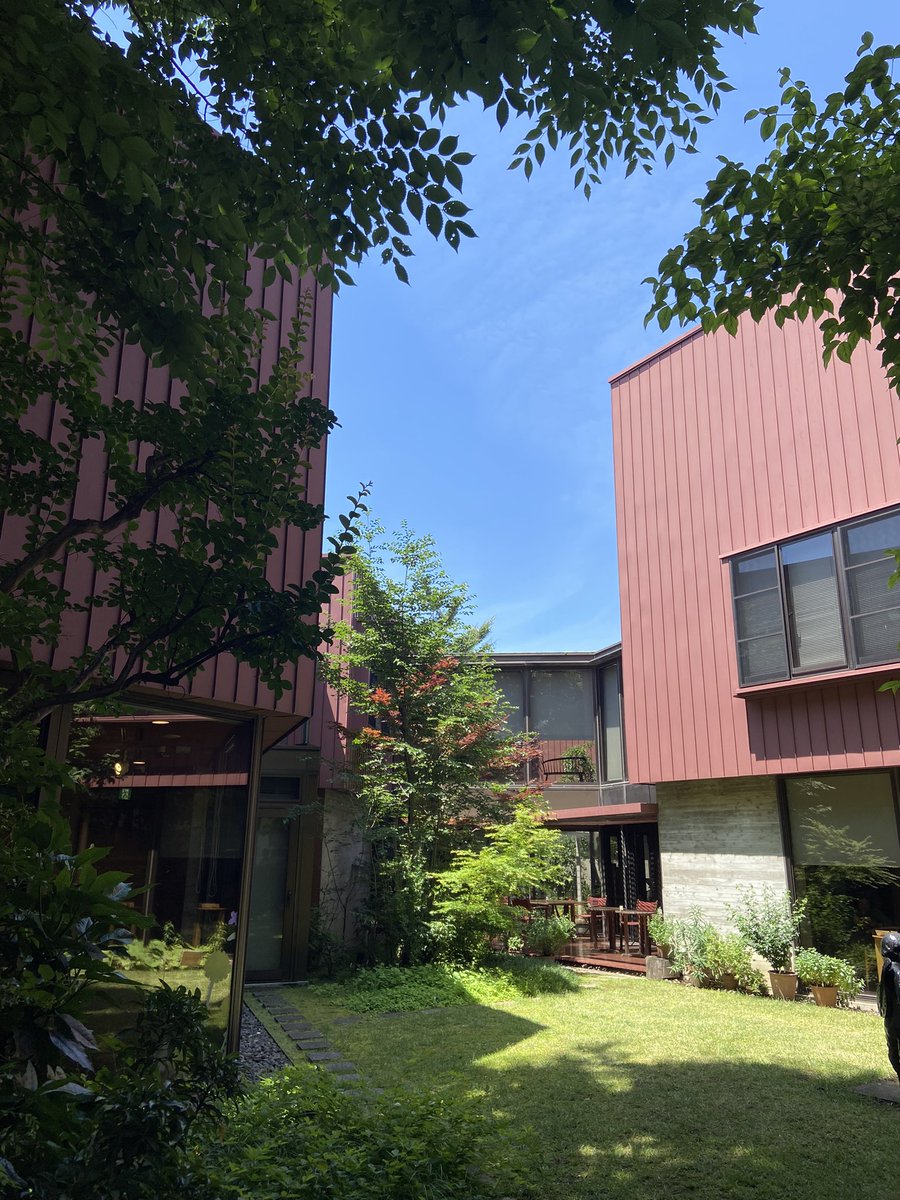 archi_shiro's tweet photo. 📍ちひろ美術館 https://t.co/whrwPsnxJI