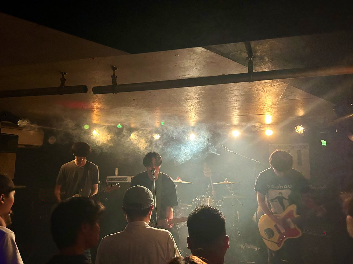 2907831's tweet photo. 「静寂にも近い蛍 no edge 2nd album Pile Up release tour 2024」終了。
どうもありがとうございました🙏
#未遂
#デュビア80000cc
#infro
#noedge
#publicspace四次元
#cohaku https://t.co/NnDkVADFvj