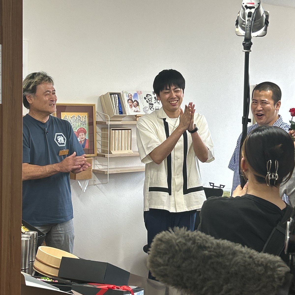 MIYABI201902's tweet photo. 静岡のローカル番組「まるごと」の人気コーナー「コットンclub」で弊社が紹介されます。放送予定日は6月19日��すが、野球中継が雨で中止になった場合は6月12日になるそうです。静岡にお住まいの方、ぜひご覧くださいませ。
＃まるごと　＃コットン　＃テレビ出演　＃名入れギフト　＃コットンclub https://t.co/TPP8IEk8GA