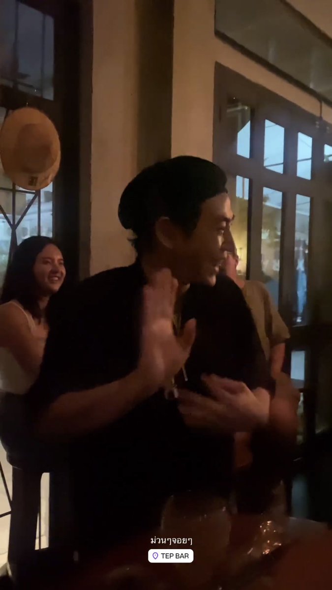 areaPLC's tweet photo. ผลิตเซิ้งๆ 😄
น้องนีนเบิร์ธเดย์+แฟมิลี่ดินเนอร์ 
😃🎂🍰🧁

IG nongneenn (2 คลิป + 1 ภาพนิ่ง)

#เป๊กผลิตโชค
#PeckPalitchoke 
@peckpalit https://t.co/Kif1WMTjme