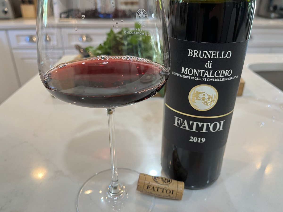 TuscanVines ® tweet media