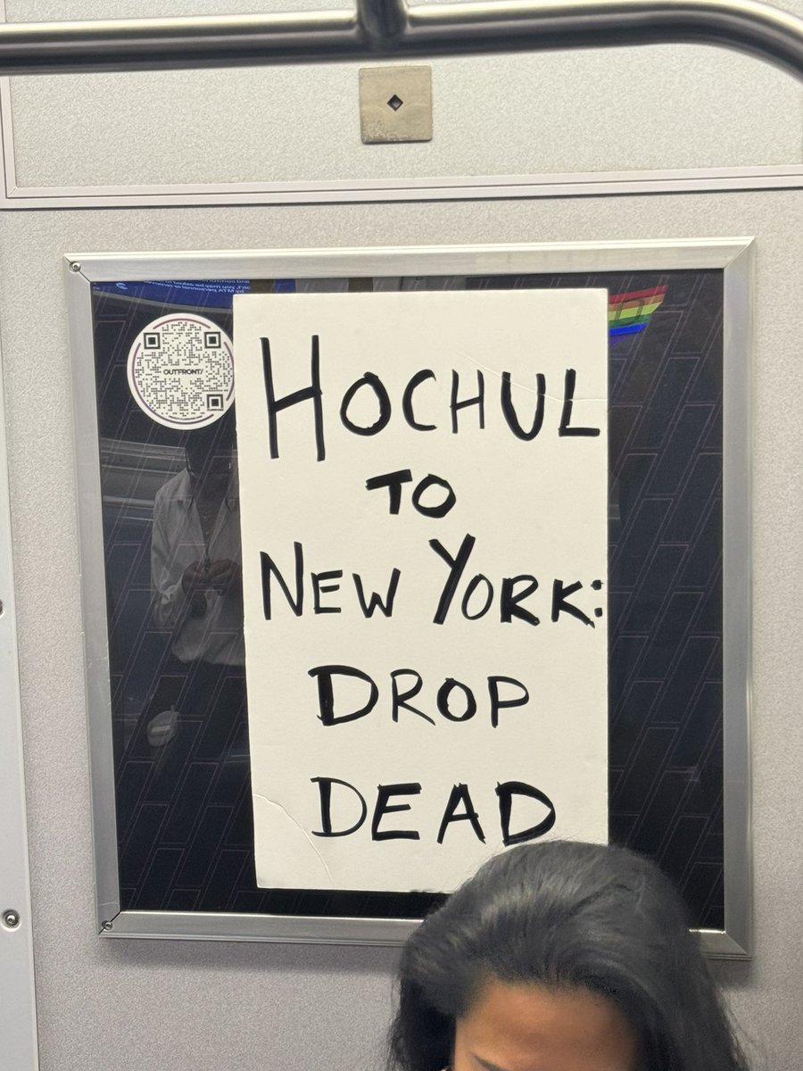 arya_sundaram's tweet photo. Seen now on the G train (in light of Gov. Hochul's reversal of congestion pricing). https://t.co/Hneya92tPW