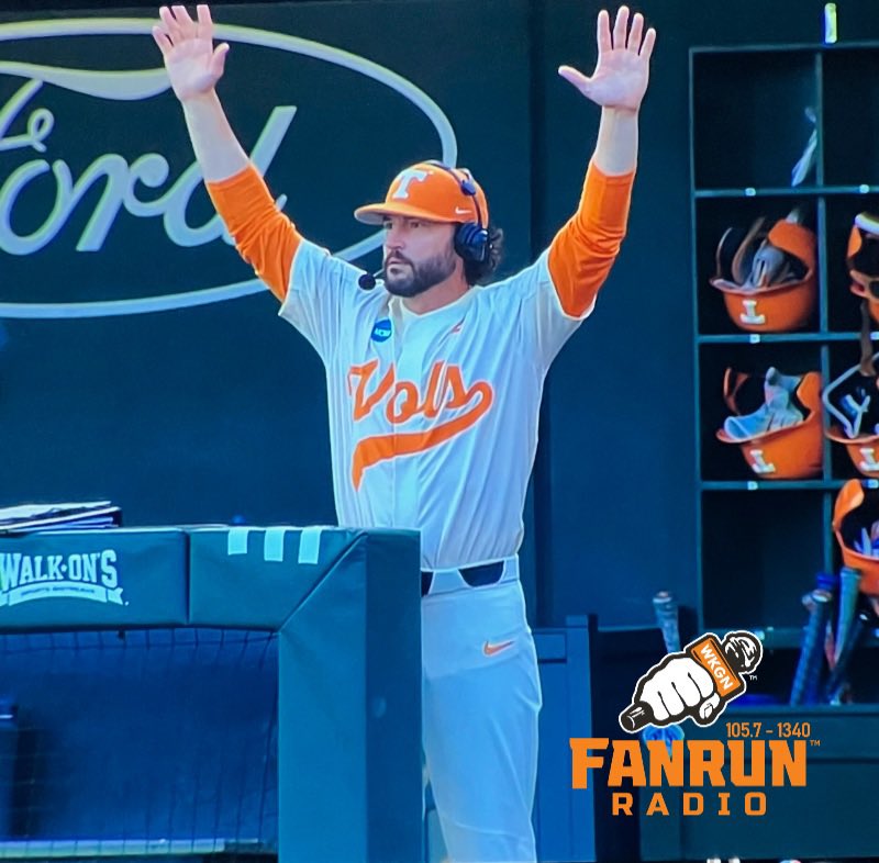 FOXSportsKnox's tweet photo. NOW EVERYBODY. HAVE YOU HEARD 

9-1 Vols https://t.co/mt5uBBMMdy