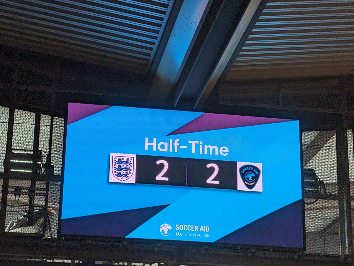 999Volunteer_'s tweet photo. A great day out at #SoccerAid 🏴󠁧󠁢󠁥󠁮󠁧󠁿⚽🌍 https://t.co/ivd8TdcTBn