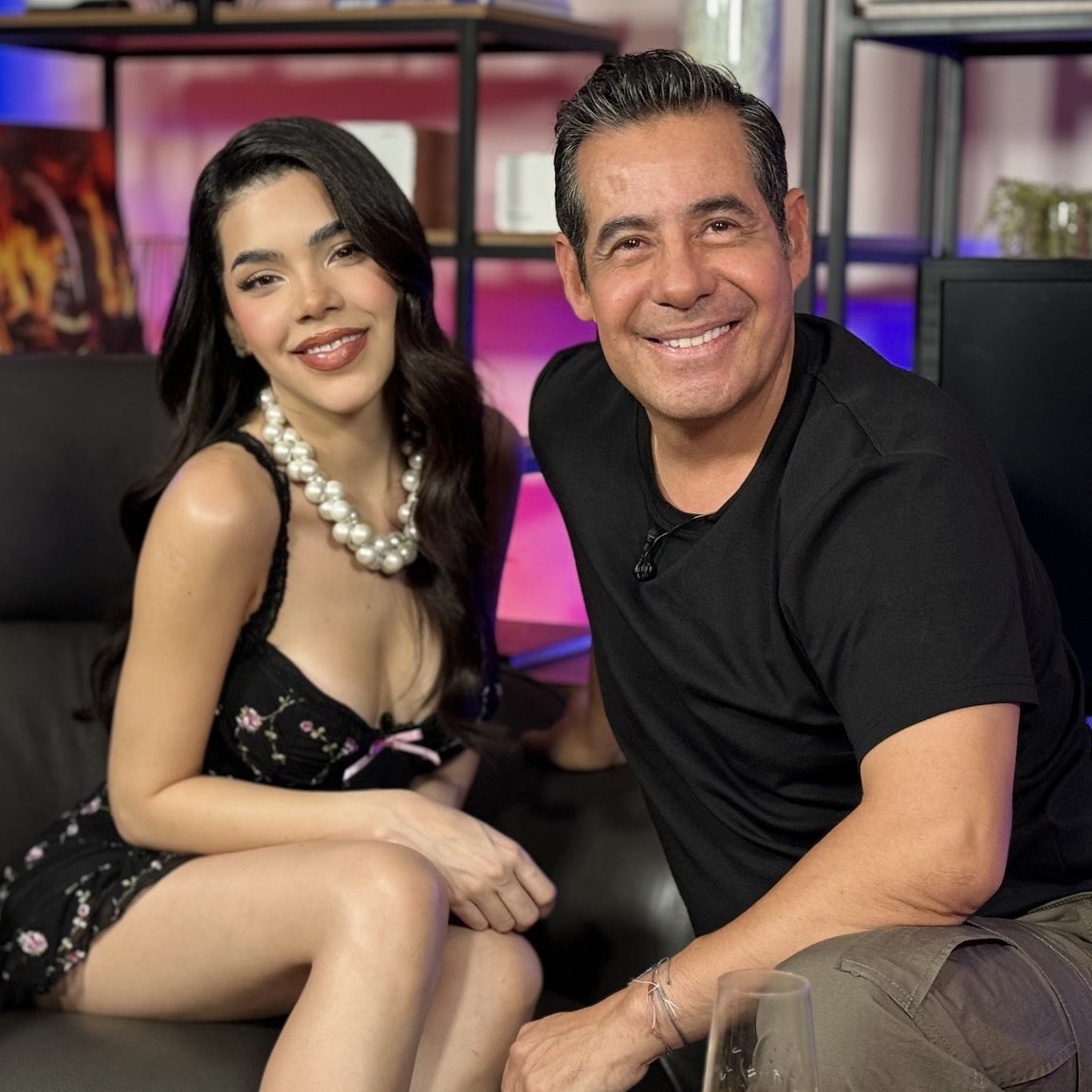 Kenia OS Sitio (@keniaossitio) on Twitter photo Kenia OS & Yordi Rosado. Kenia OS & Yordi Rosado.