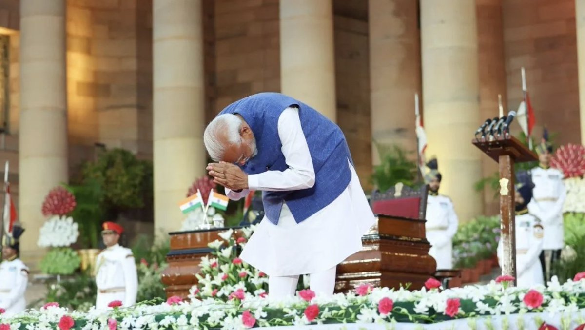 The Australia Today (@theaustoday) on Twitter photo #Modi 3.0: Listening to Ground Realities Key to #India’s Empowerment and Development
writes @opdwivedi82
Read Here:
theaustraliatoday.com.au/modi-3-0-liste…
<a href="/dramitsarwal/">Dr Amit Sarwal 🇮🇳 🇦🇺</a> <a href="/Pallavi_Aus/">Pallavi Jain</a> <a href="/ShailendraBSing/">Dr Shailendra B Singh</a> <a href="/rishi_suri/">Rishi Suri</a> <a href="/SarahLGates1/">𑆩𑆳𑆬𑆴𑆤𑆵 Sarah L Gates</a> <a href="/Rohini_indo_aus/">Dr Rohini🇮🇳🇦🇺 Bindi wearing हिंदु अरब, PhD</a> @dhanashree0110 <a href="/shebatweets/">Sheba Nandkeolyar</a> #Modi 3.0: Listening to Ground Realities Key to #India’s Empowerment and Development
writes @opdwivedi82
Read Here:
theaustraliatoday.com.au/modi-3-0-liste…
<a href="/dramitsarwal/">Dr Amit Sarwal 🇮🇳 🇦🇺</a> <a href="/Pallavi_Aus/">Pallavi Jain</a> <a href="/ShailendraBSing/">Dr Shailendra B Singh</a> <a href="/rishi_suri/">Rishi Suri</a> <a href="/SarahLGates1/">𑆩𑆳𑆬𑆴𑆤𑆵 Sarah L Gates</a> <a href="/Rohini_indo_aus/">Dr Rohini🇮🇳🇦🇺 Bindi wearing हिंदु अरब, PhD</a> @dhanashree0110 <a href="/shebatweets/">Sheba Nandkeolyar</a>