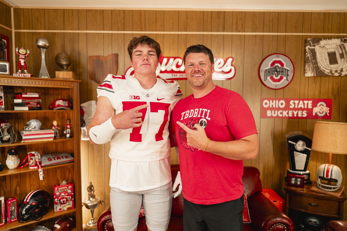 Jackson Lloyd tweet media