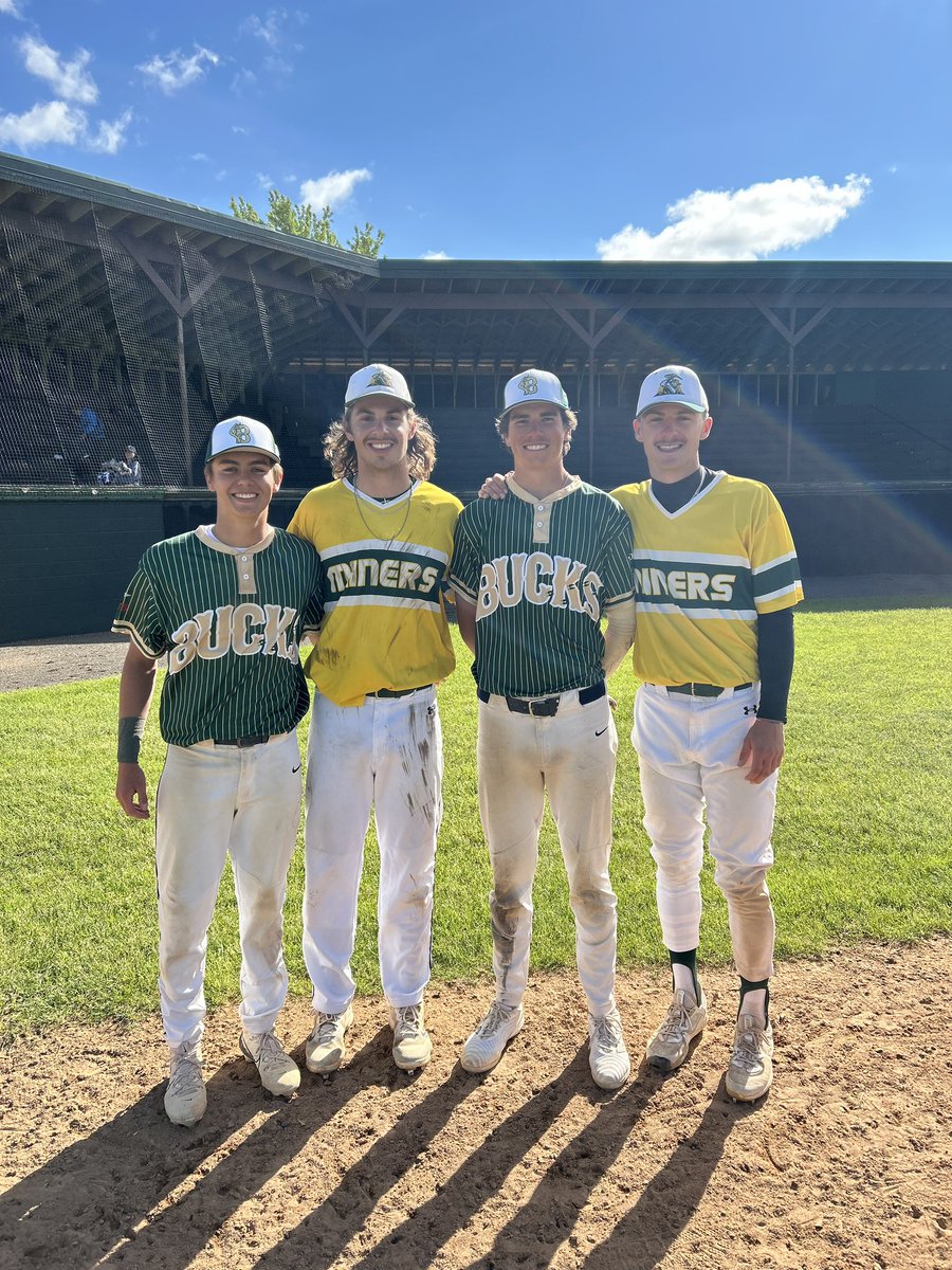 Cougs in Summer ⚾️ 

It’s more than a program, it’s a family.

Cougs playing  🆚 each other in MN Amateur ⚾️ 

Peyton Neadeau and Gavin Kapaun (Bemidji Bucks) 🆚 Dane and Cole Mammenga (Hibbing Miners)

Bucks get DH 🧹 of the Miners

#PlayforthePile
#CougarSummerBaseTour