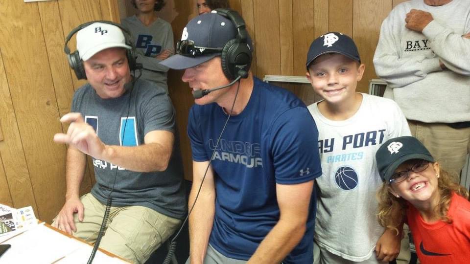 VoiceofBP's tweet photo. Somehow, someway, that’s a @BayPortHS Grad looking on! 🎓

Congratulations to the Class of 2024⚓️

#PiratePride https://t.co/QBxVjOF8Bn
