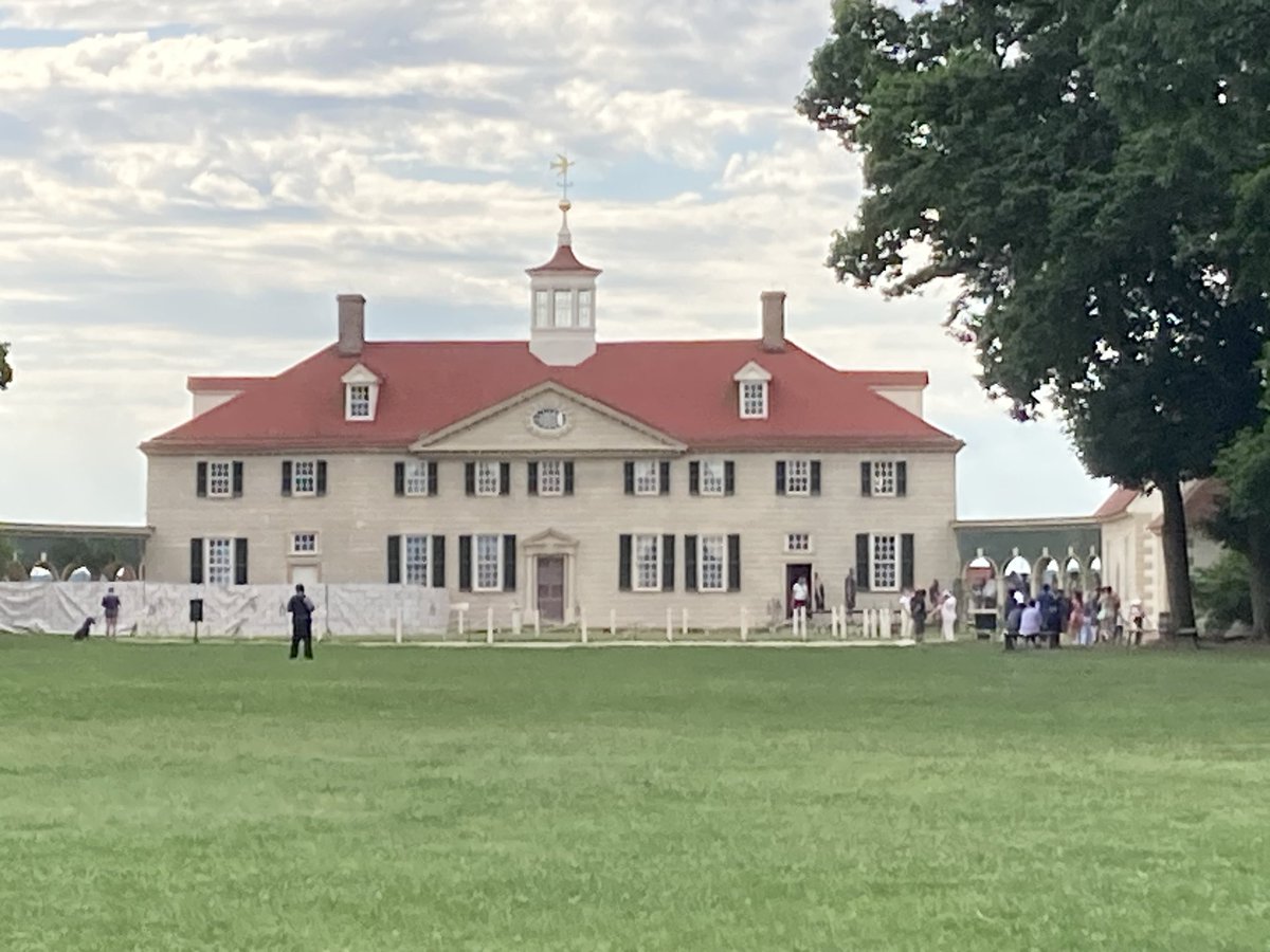 J24Carver's tweet photo. Day 3 was another beautiful day. Mount Vernon, National Museum of African American History, and Holocaust Memorial Museum. Couldn’t have asked for better weather or a better group! Just waiting for our flight back to KC. https://t.co/i0UgYKXxL5