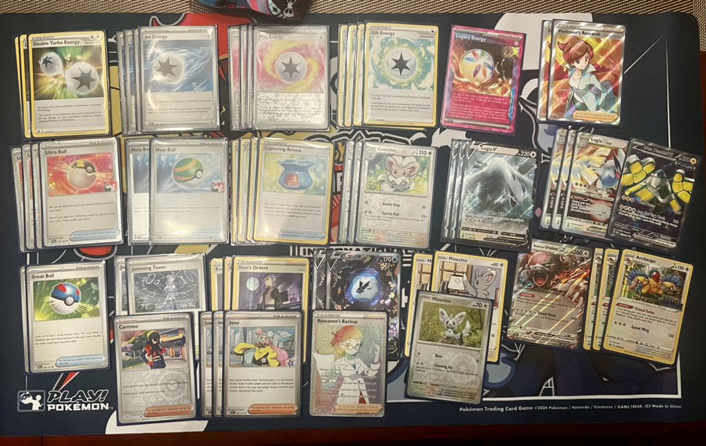 EdisonSears's tweet photo. Somehow managed to end top 256 and qualify for Day 2 at my first IC and only event I’ve played in since last May. 

I made a tons of mistakes, got carried by good RNG, but just excited to be playing Pokémon again with so many great players 😁 https://t.co/aQcBcFCY2b