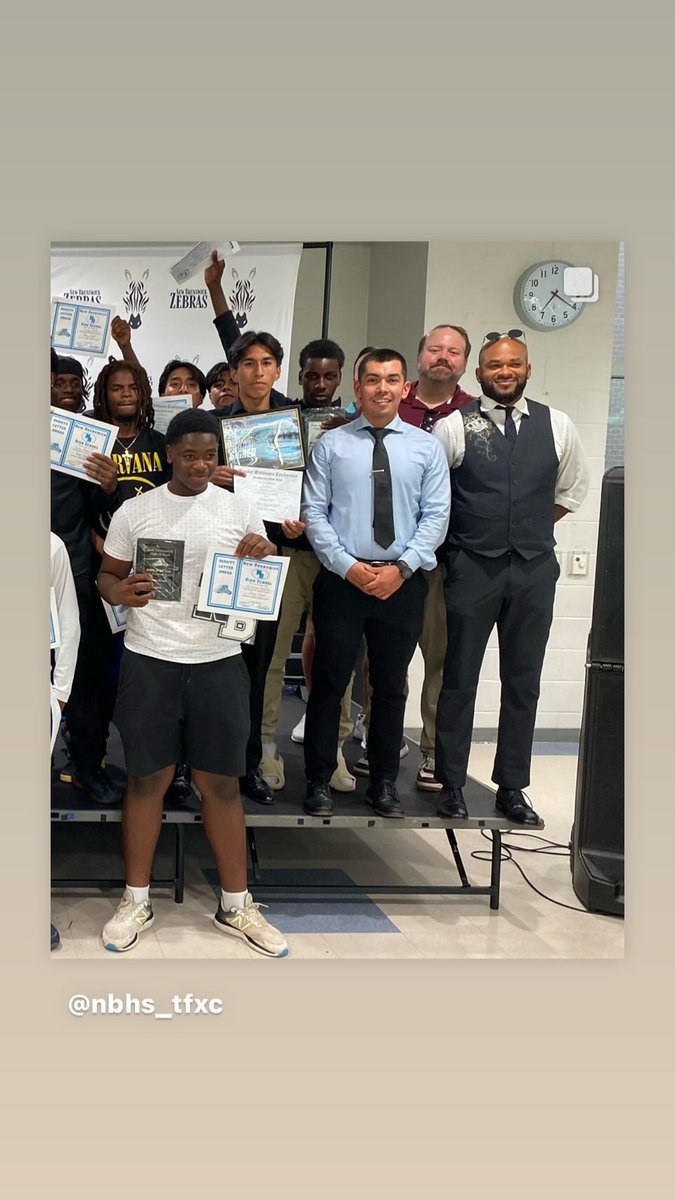 NBZebraSports's tweet photo. The Track and Field Team had a great night at the Sports Awards Ceremony, congratulations to all the awards winners #ZebrasTF #ZebrasFamily #Allin4Nb #TrackAndField #Running #Throwing #Jumping https://t.co/LU2oHY03KP