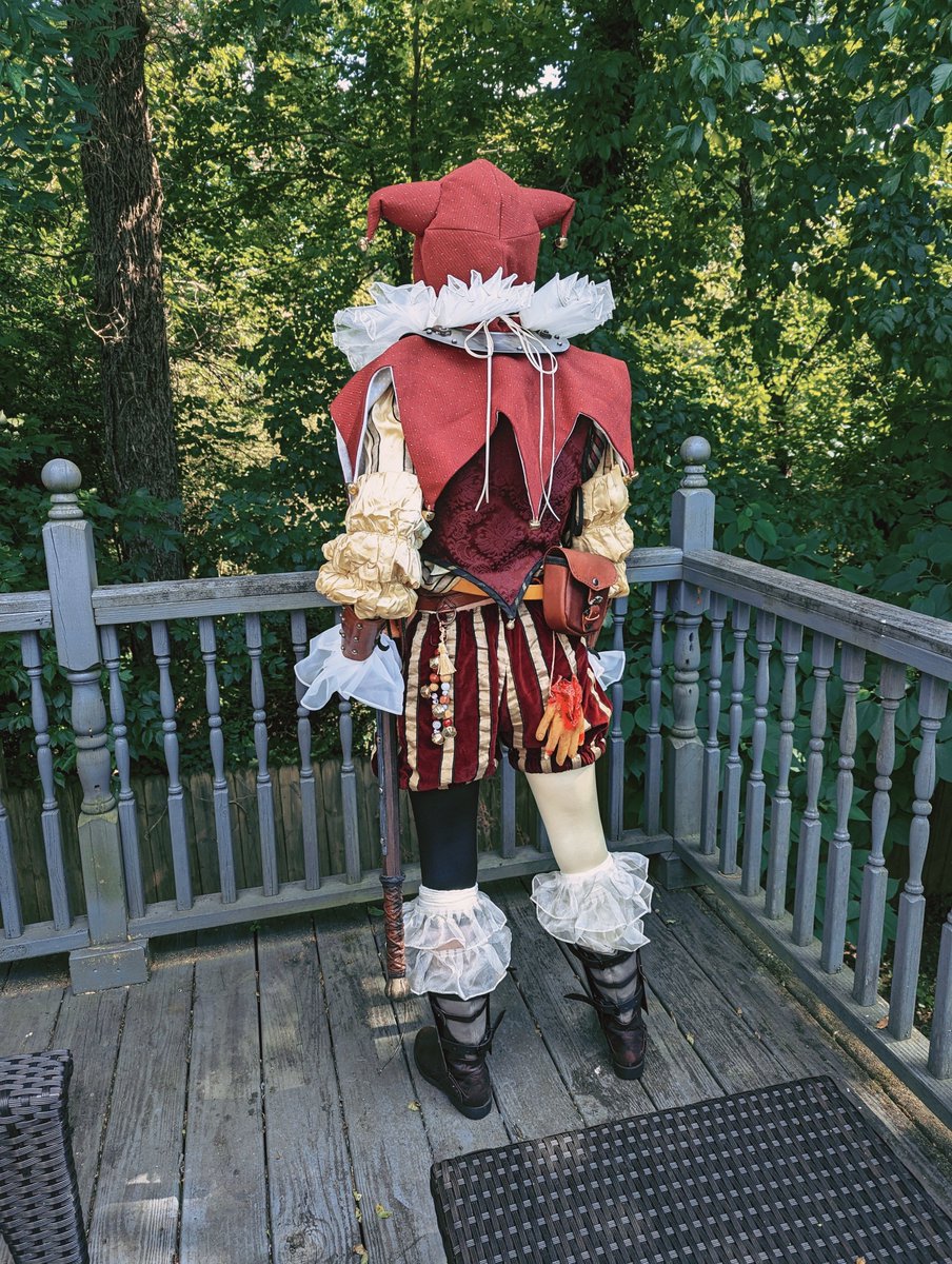 slowpokesage's tweet photo. Costume &amp; makeup test for drachenfest US, I'm playing a m̶u̶r̶d̶e̶r̶o̶u̶s̶ ̶ cute little recap named Wormwart🩸🩸🩸 #dfus #larp https://t.co/j3YSWnk4cJ