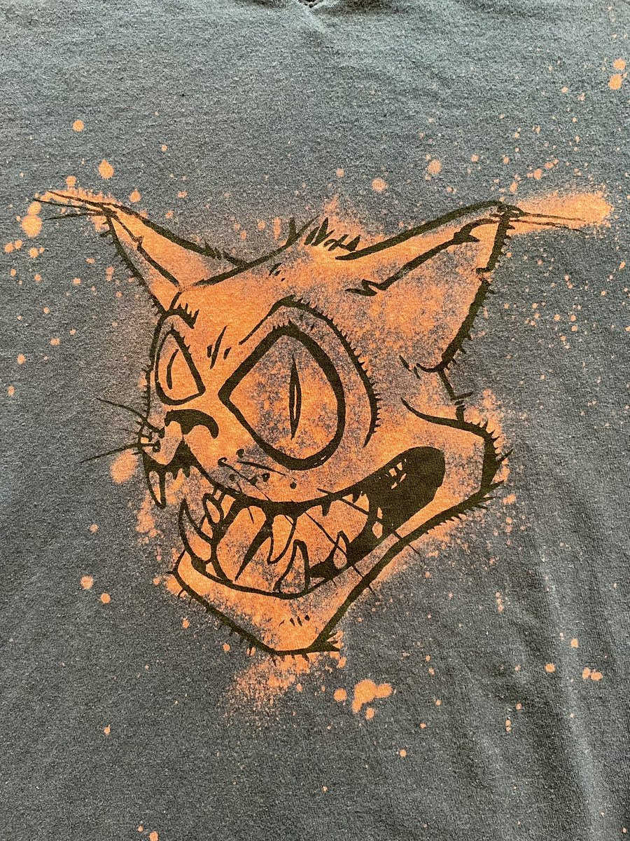 studiotolentino's tweet photo. New gear up in the shop!!! https://t.co/7QHpcQufnb

 #streetwear #smallrun #limitededition #oneoffs #customs #graffiti #streetart https://t.co/q2G6T5yNPg