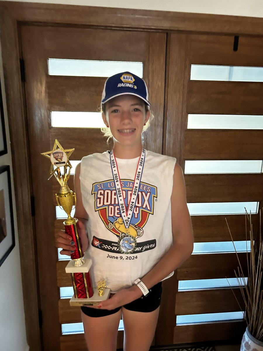 remybird09's tweet photo. 2nd place! Lost the championship race by .016 seconds! Such a beautiful day on the track. #raceday #gravityracing https://t.co/aVoz05xzOH
