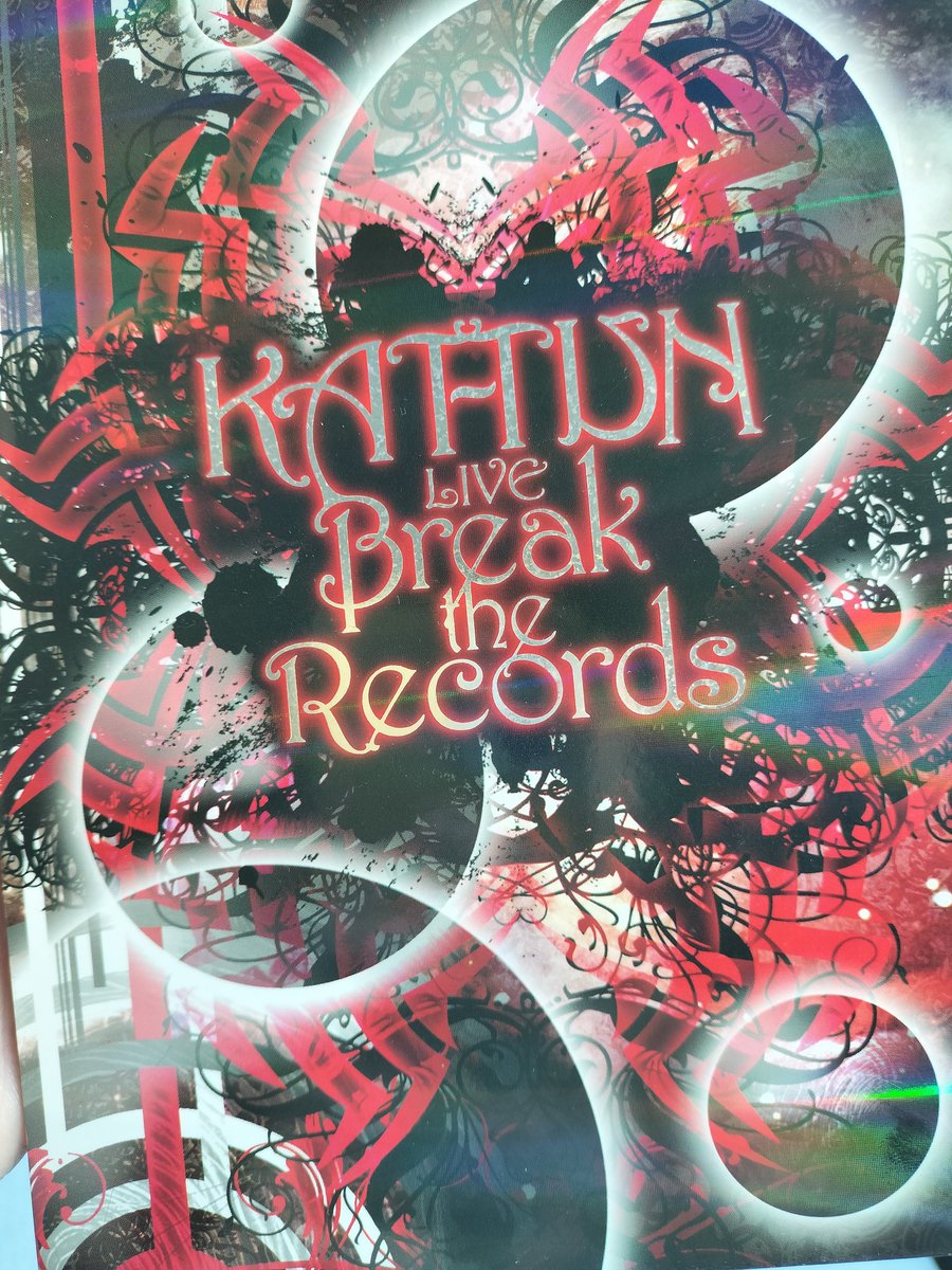 erihyphen94's tweet photo. 本日の通勤のお供はこちら。 #BreaktheRecords
最初からRESCUEでセトリ最高🩷❤🧡💛💙💜中丸くん短髪かわいい💜💜💜甘栗うーちゃんかわいい💙💙1582良すぎて泣いた朝からどーしてくれんだ。
14歳の樹くんかわちい。
続きは帰り〜 https://t.co/YvNwZtGJeW