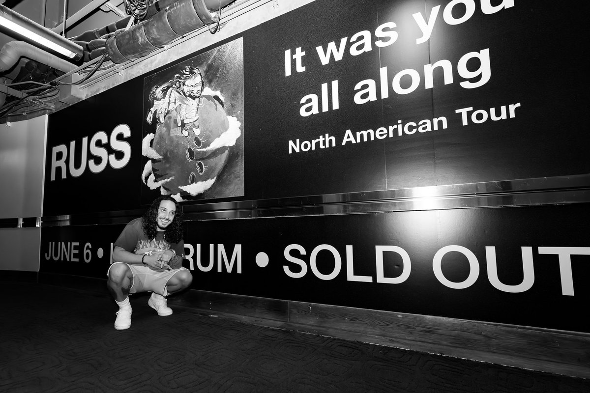 russdiemon's tweet photo. blessed https://t.co/uAYM1u6jAQ