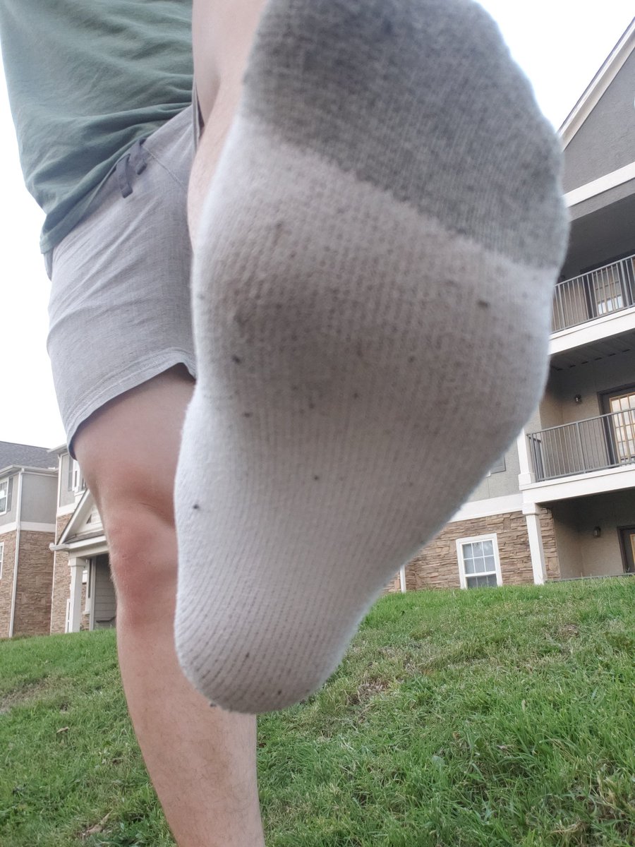 finmasterdom's tweet photo. give up all your savings for my dirty socks😈🐽

#findom #footfetish #cashmaster #humanatm #gay #feet #walletdrain #paypig #whalesub #alpha #alphafindom https://t.co/0JG4cv980N