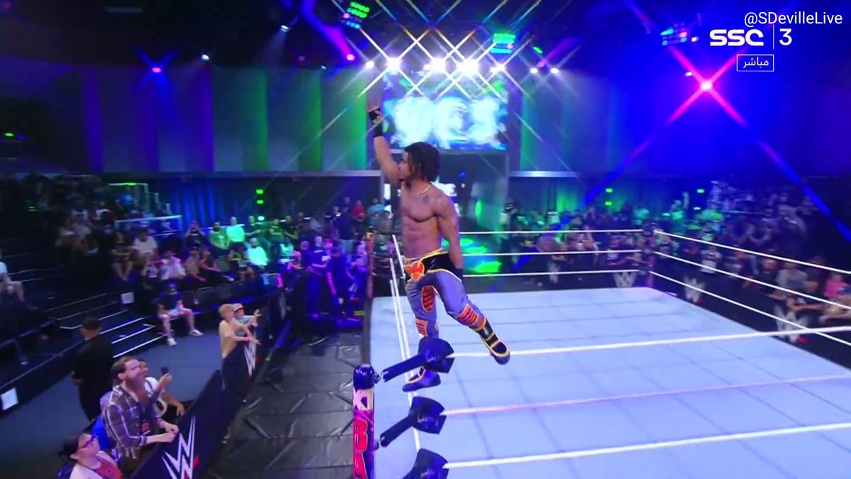 SDevilleLive's tweet image. Let's go @WesLee_WWE #NXTBattleground