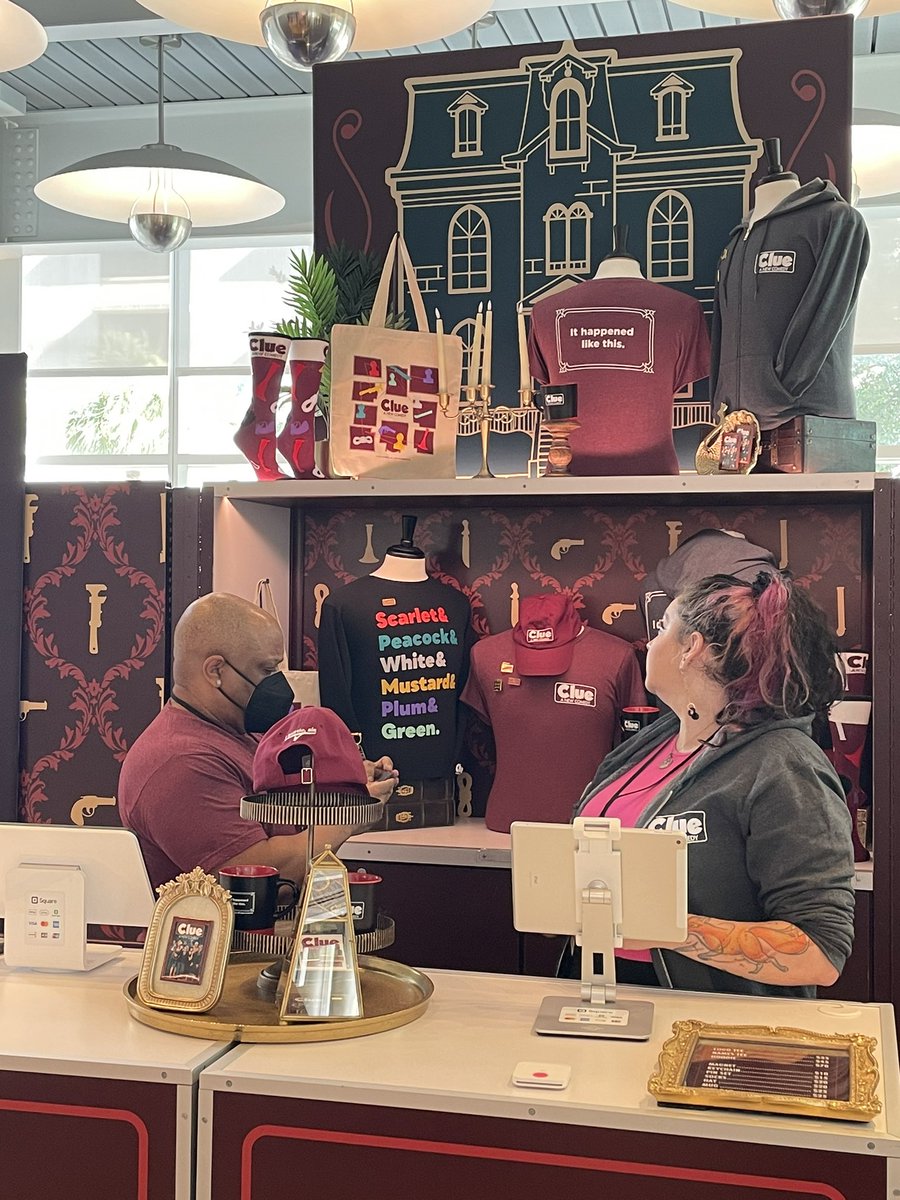 jonathanhjones's tweet photo. Clue at @DrPhillipsCtr in Orlando @ClueOnTour #clue #clueontour #cluemerch #clueanewcomedy #clueliveonstage #cluemerchandise https://t.co/xUMFXP9f9A