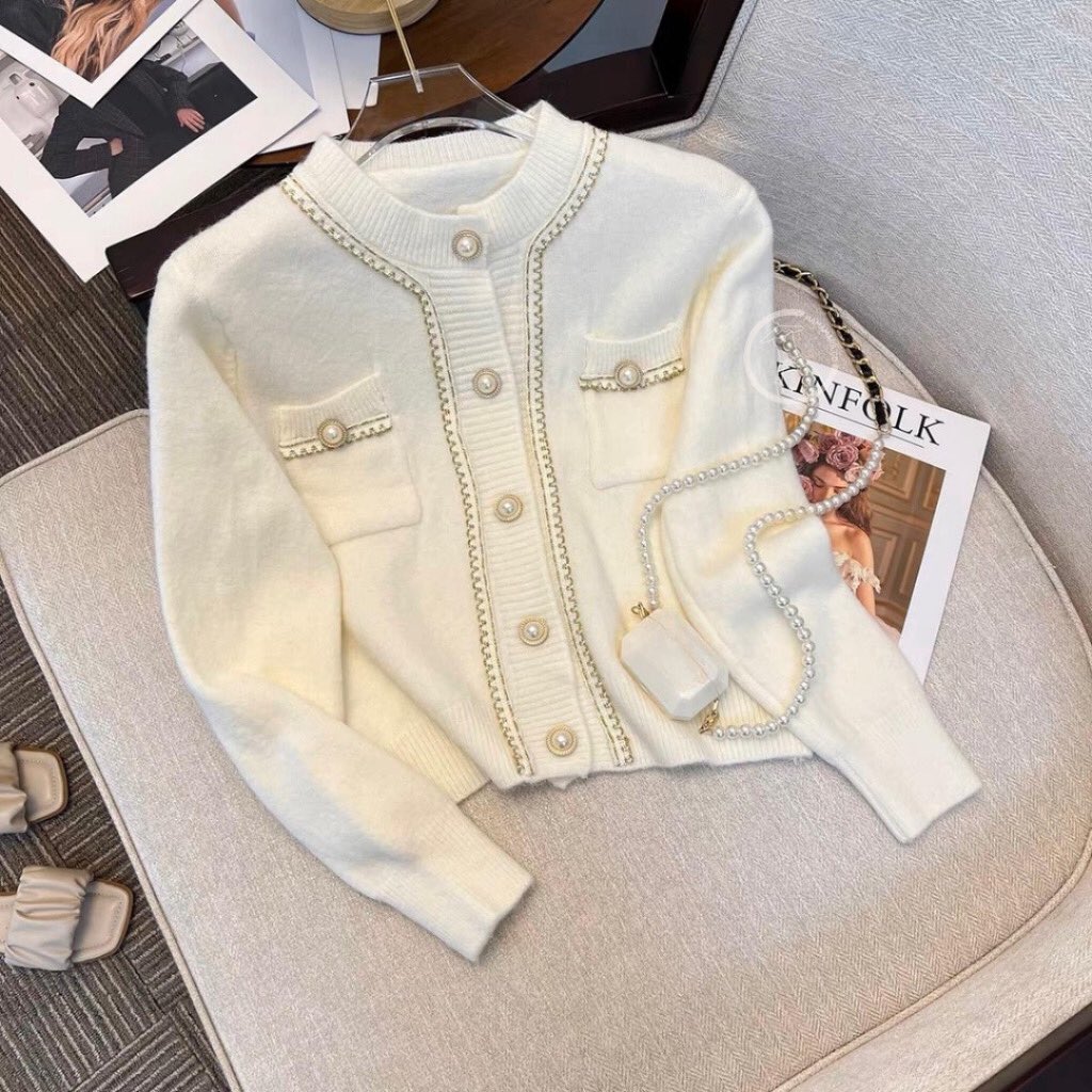 bbyxcotton's tweet photo. white outer ga pernah salah😍
https://t.co/uLPWtefER5 https://t.co/38RXztbHJM