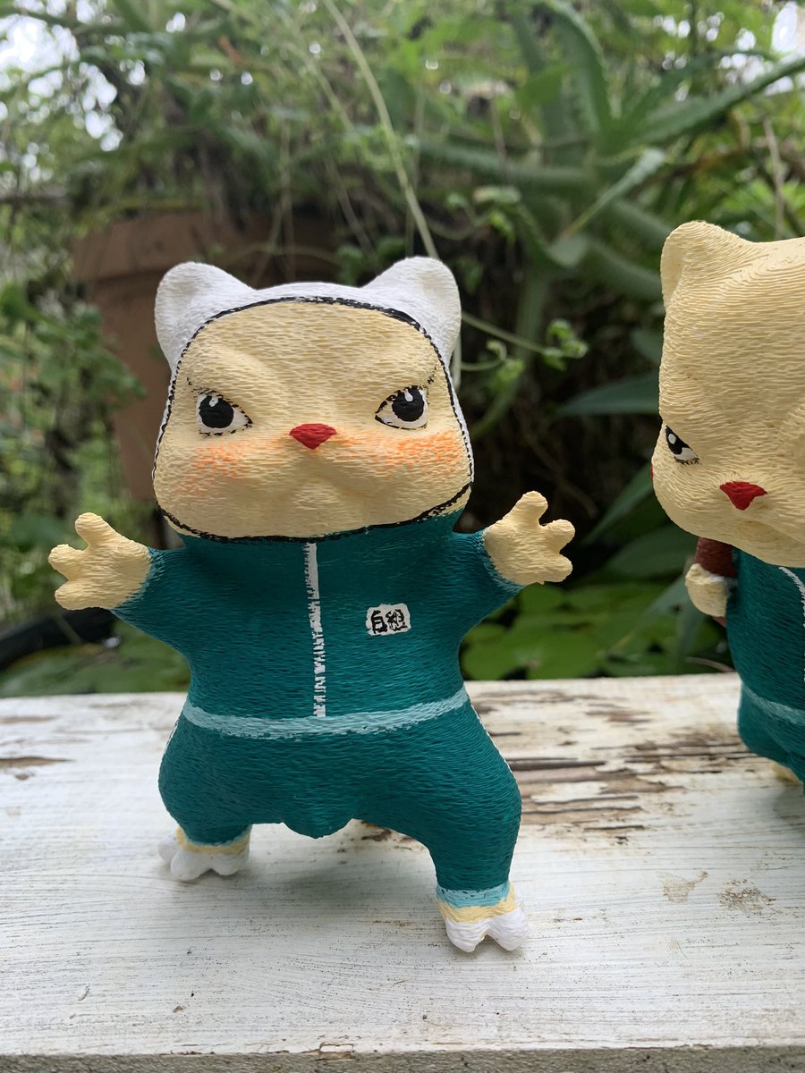 vivomad's tweet photo. わが母校では(多分地域性)
草刈りを
草引きと言ってたんだよ
以前実家に帰ったら
父さんが
オイラの学校ジャージ着用し、
オイラが保管してた
シューズを履き、
草引きしてた
#秘密結社猫之目
#クリエーターズマーケット
#vol50
#ポートメッセなごや
#6月22日23日
#ブースM239 https://t.co/r6qy5e1uNe