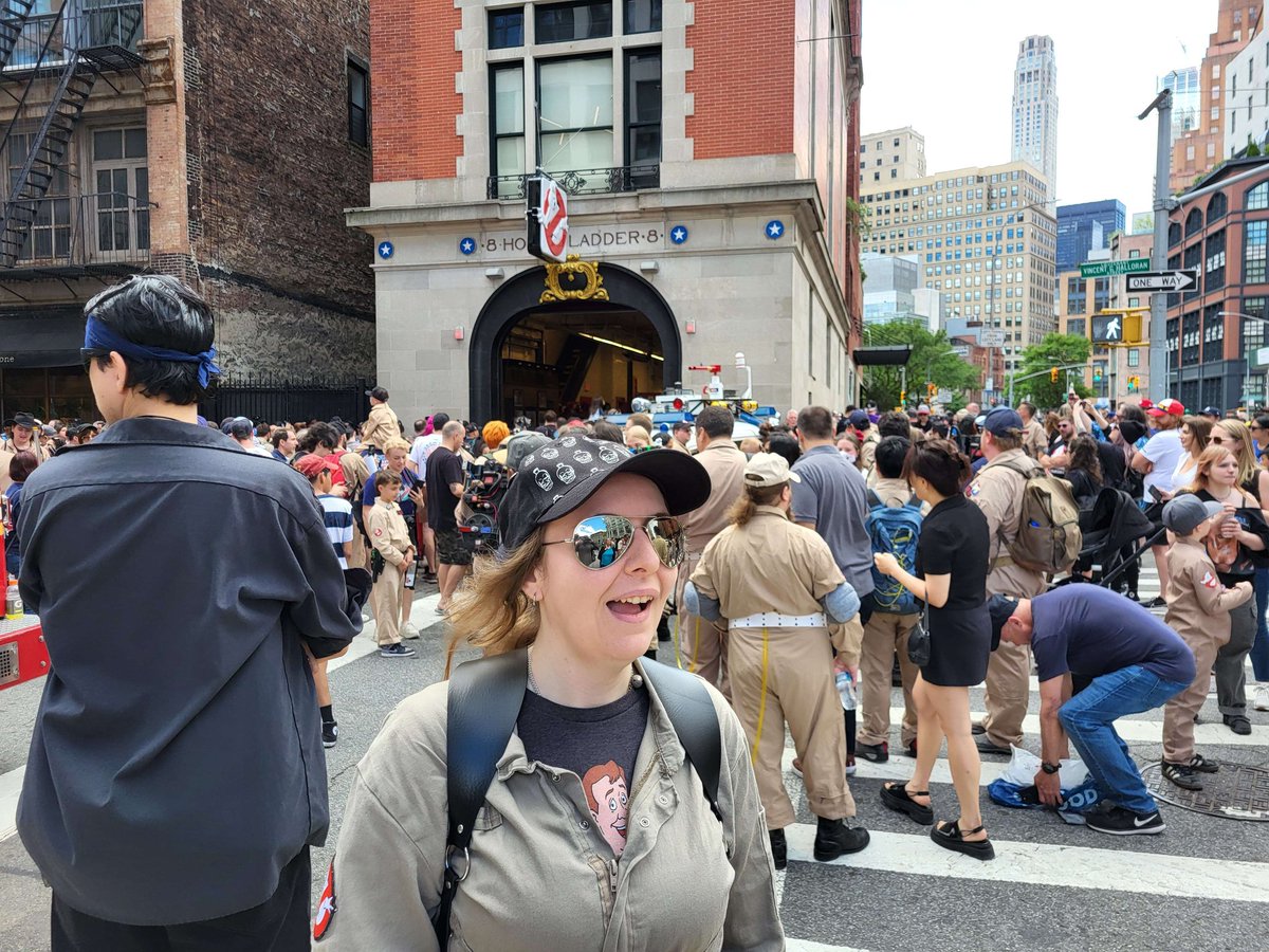 LadyIonia's tweet photo. IMMERSION BREAK WARNING
Ghostbusters day and 40th anniversary shenanigans!
#Ghostbusters40 @Ghostbusters https://t.co/cYiaupbEgE