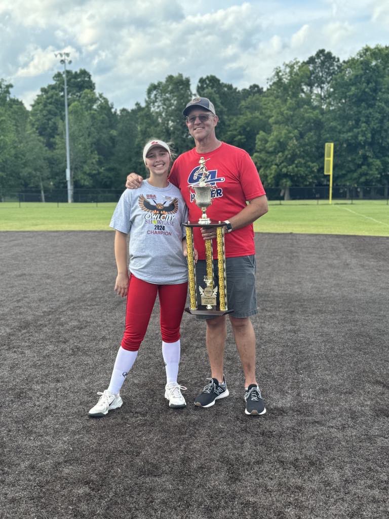 What a tournament! We went 6-0 over the weekend and won became Owl City Showcase Champions! So proud of our girls and we couldn’t have played any better as a team. Everyone did their part and I’m so happy we were able to come together and win! <a href="/GAPKing07/">GA Power King 18U</a> <a href="/JTOWNdragonsSB/">Jefferson Softball</a>