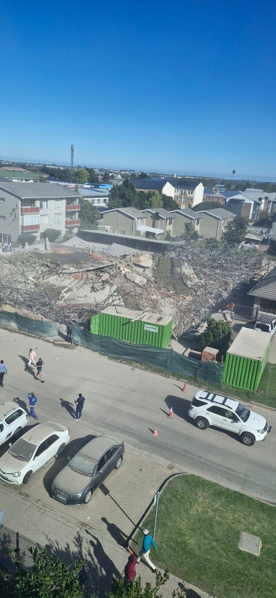 #GeorgeBuildingCollapse
Carel Swanepoel the owner of Neotrend Property Group got a tender in the western cape and also a big donor for DA were responsible for the collapse of George Building which killed 81 people but not trending because they are whites, imagine if it was Sodi