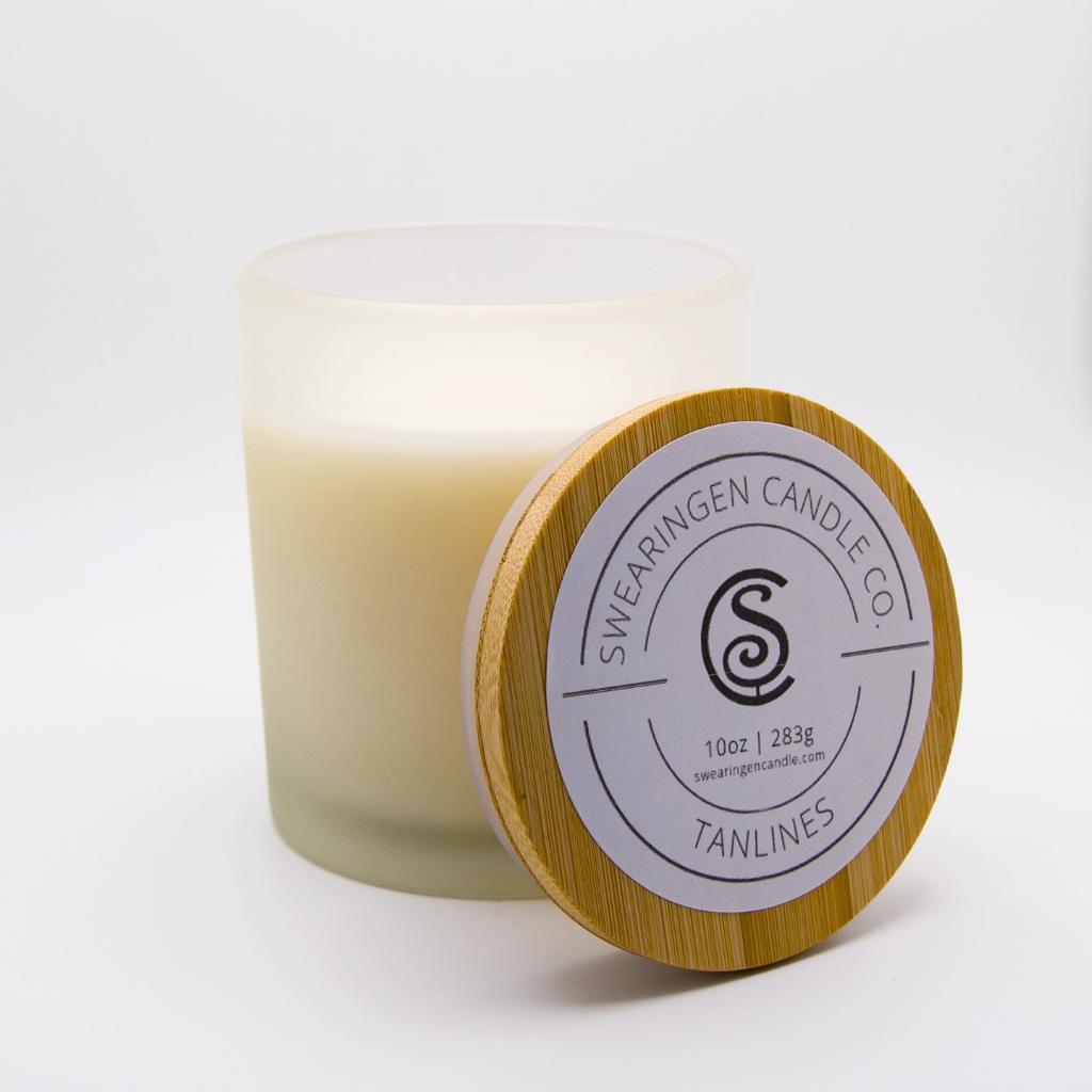 swearcandleco's tweet photo. The new scent is here! Tanlines is now available in the Simplicity Collection in both colorless and marbled options. It is also available in the Premiere Collection and as a lovely marbled wax melt!
#handpoured #handmade #scentedcandle #newscent #shopsmall #smallbatch https://t.co/mXaYVqfLh2