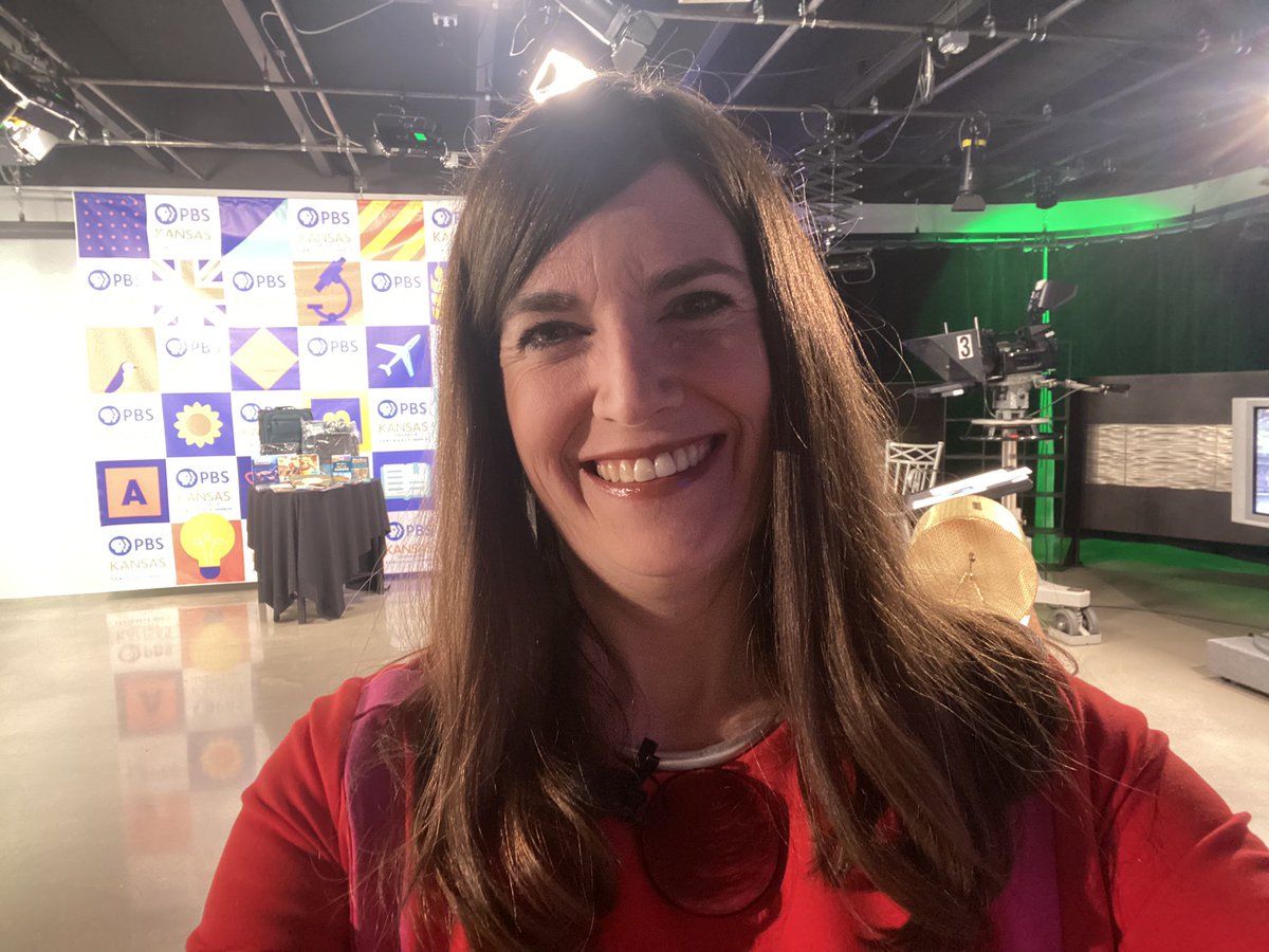 I ♥️ volunteering at <a href="/PBSKansasCH8/">PBS Kansas - Channel 8</a>! Call 877-491-5787 with your pledge of support! What a great way to show some ❤️ to <a href="/PBS/">PBS</a> &amp; help local programming.