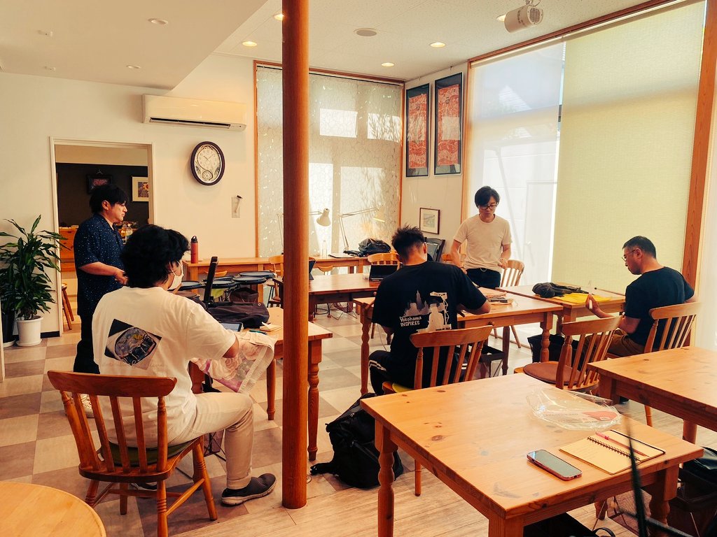 Kenji_Rudicbase's tweet photo. ご参加のみなさま、ありがとうございました😊
異次元のワークショップ、無事に終了いたしました。これから色々知っていく学生さん、大人の方、そして毎日まいにち夢を与えているパフォーマーの方まで、かなり幅広くご参加いただきました。🔥
また次回も是非ご参加ください🥸
#演奏
#極める
#大窪研二 https://t.co/CXMdCe2XJa