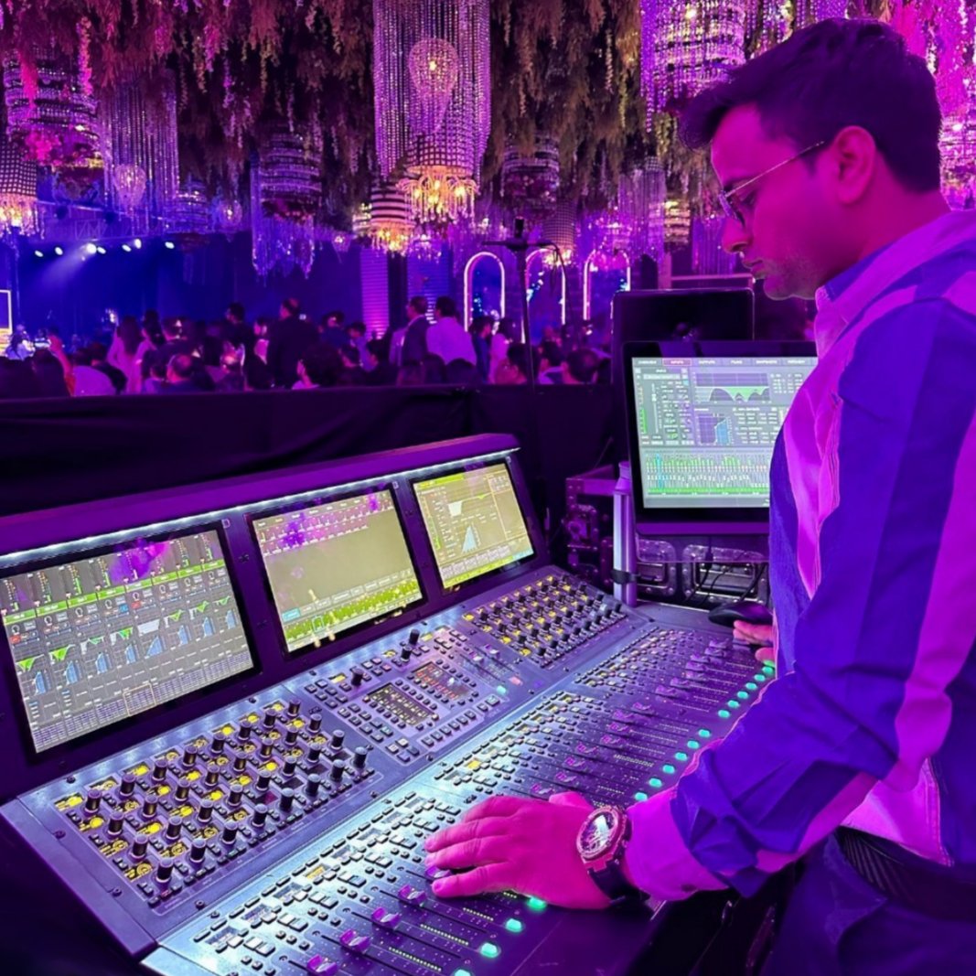 Avid's tweet photo. 💜 Kolakata Show
📷 https://t.co/v53so1Rt9X
▶️ https://t.co/ZvdoMiNIAl

#avidlove #livesoundengineer #avids6l #engineering #venues6l #avid https://t.co/Sj9rMO0VrU