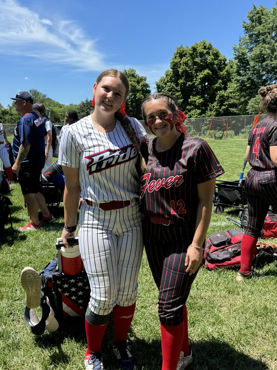 j_holthaus_2027's tweet photo. From 3rd place in Back the Blue Line Tournament to 1st place of the silver bracket in Flamethrower Tournament! These past weekends were fights for sure with many out for injury. Our passion and perseverance drove us to a win today. Go Pride!! #usssapride #champions #fight https://t.co/zlCbIFZvda