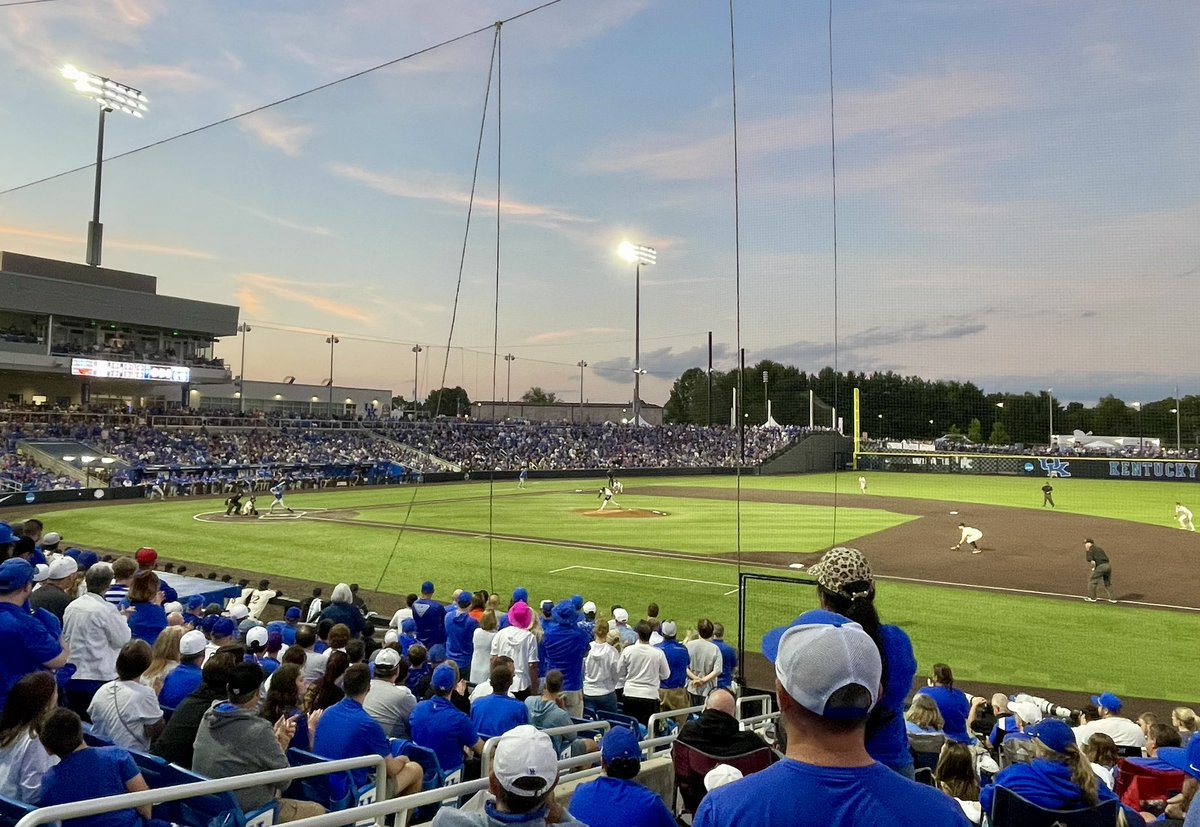 PWork1's tweet photo. Let’s win a ballgame!! GO BIG BLUE!! https://t.co/uBajg3WXNr