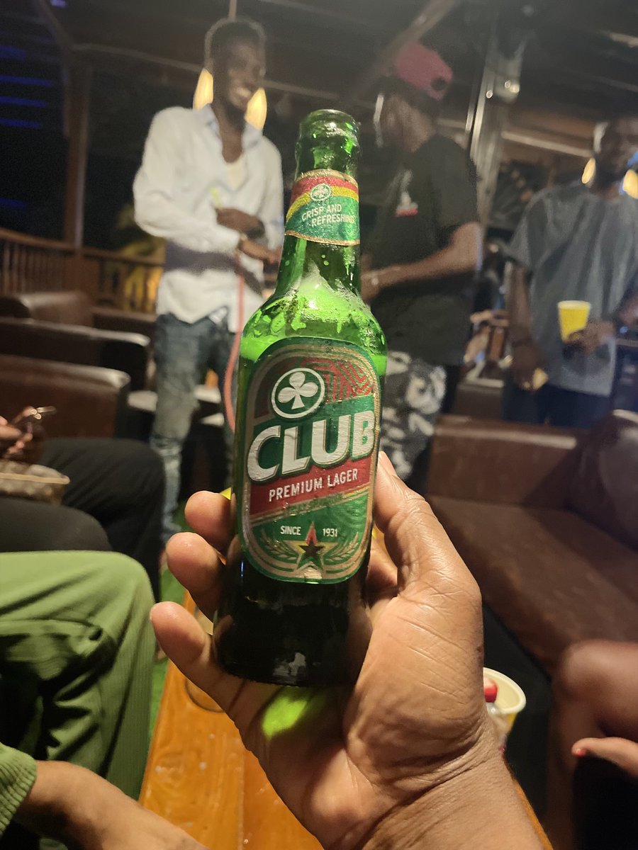 teddypee61's tweet photo. There’s no party without club beer @1951 ⁦@Chale_ClubBeer⁩ https://t.co/umPuH5ZaUZ