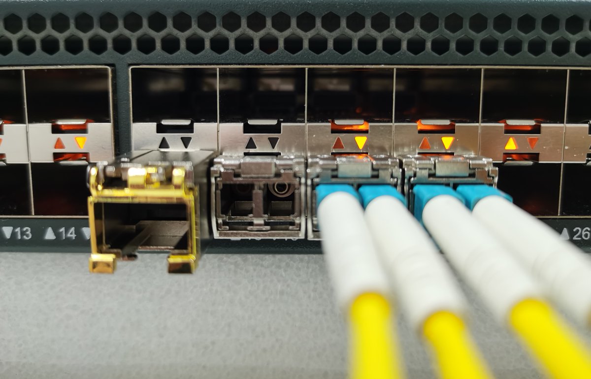 mylinkingcom's tweet image. Why needs the #networktap &amp;amp; #networkpacketbroker in your Data Center?
📈 Eliminate Monitoring Blind Spots
📈 Optimize Network Traffic Growth
📈 Improve Out-of-band Tools Efficiency
📈 Improve Network Performance and Efficiency
📈 Being the Network Access for Out-of-band Tools