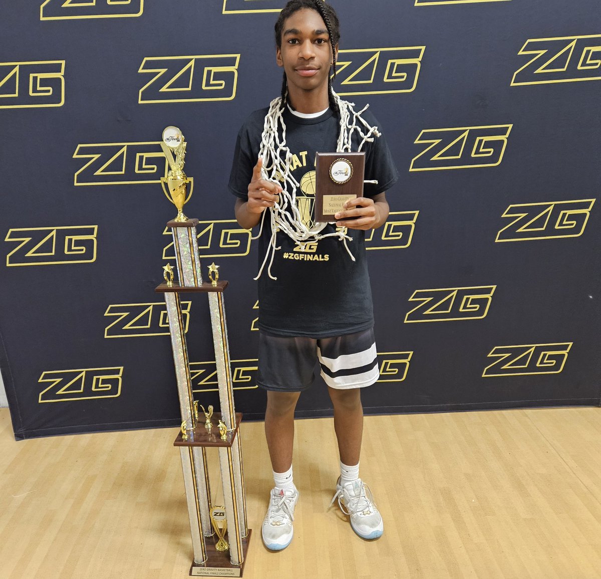 zg_newengland's tweet photo. Congratulations to @TNEBBallClub CT!!! Loved watching this team dominant the weekend. Hard work leads to 🏆 glory. And congratulations to Finals MVP Zamir Foy whose tenacious play on both ends of the floor played a key role in obtaining the 
Title
#ZGFINALS. https://t.co/Ed26Iuuo5w