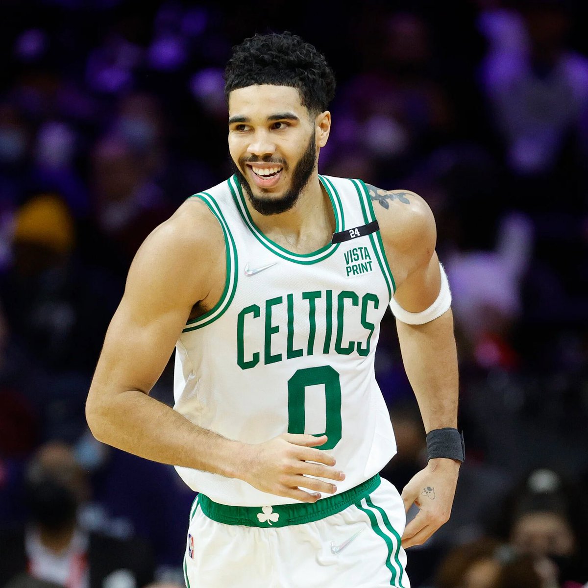 LegionHoops's tweet photo. Jayson Tatum tonight:

18 points
12 assists
9 rebounds
6/22 FG
1/7 3P https://t.co/wIh9d6M6AF
