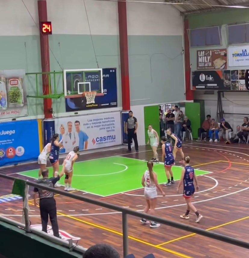 #LFB | Lagomar 53-55 25 de Agosto

Las leonas ganaron un partido de locos en la costa con doble polémico sobre la bocina de #Bereilh, logrando su 2da victoria consecutiva. <a href="/deboracoli_/">debora</a> [13+16] y <a href="/CataaQuintana/">catalina 🖤</a> [14+4+4] figuras, hicieron destrozos en el 4C para un parcial de 19-7