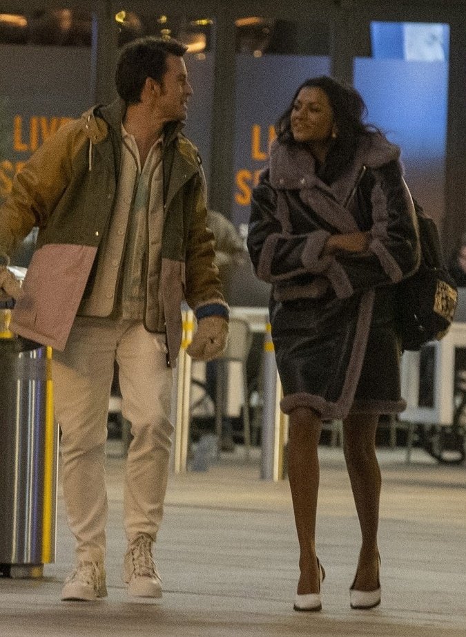 :)¹⁶⁴⁴ tweet media