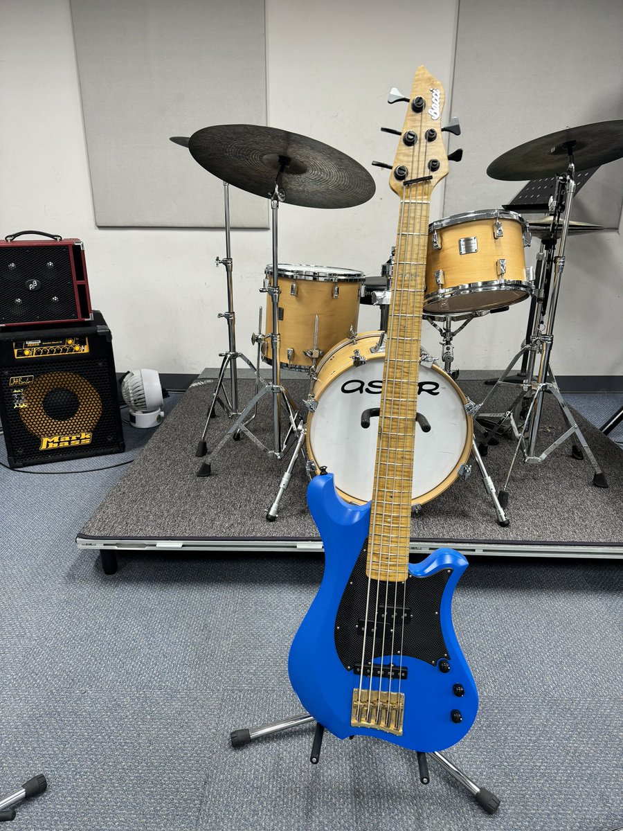 TomotakaSEKIYA's tweet image. イタリア車をテスト走行中。かなりじゃじゃ馬で楽しい。

#bacci #新車