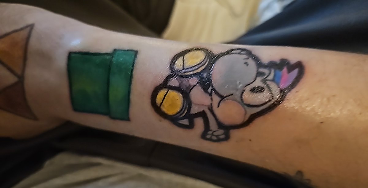 MdotCliff's tweet photo. New ink and it's only the start! #PaperMarioTattoo #PaperBabyYoshi https://t.co/y0xly2W4lM