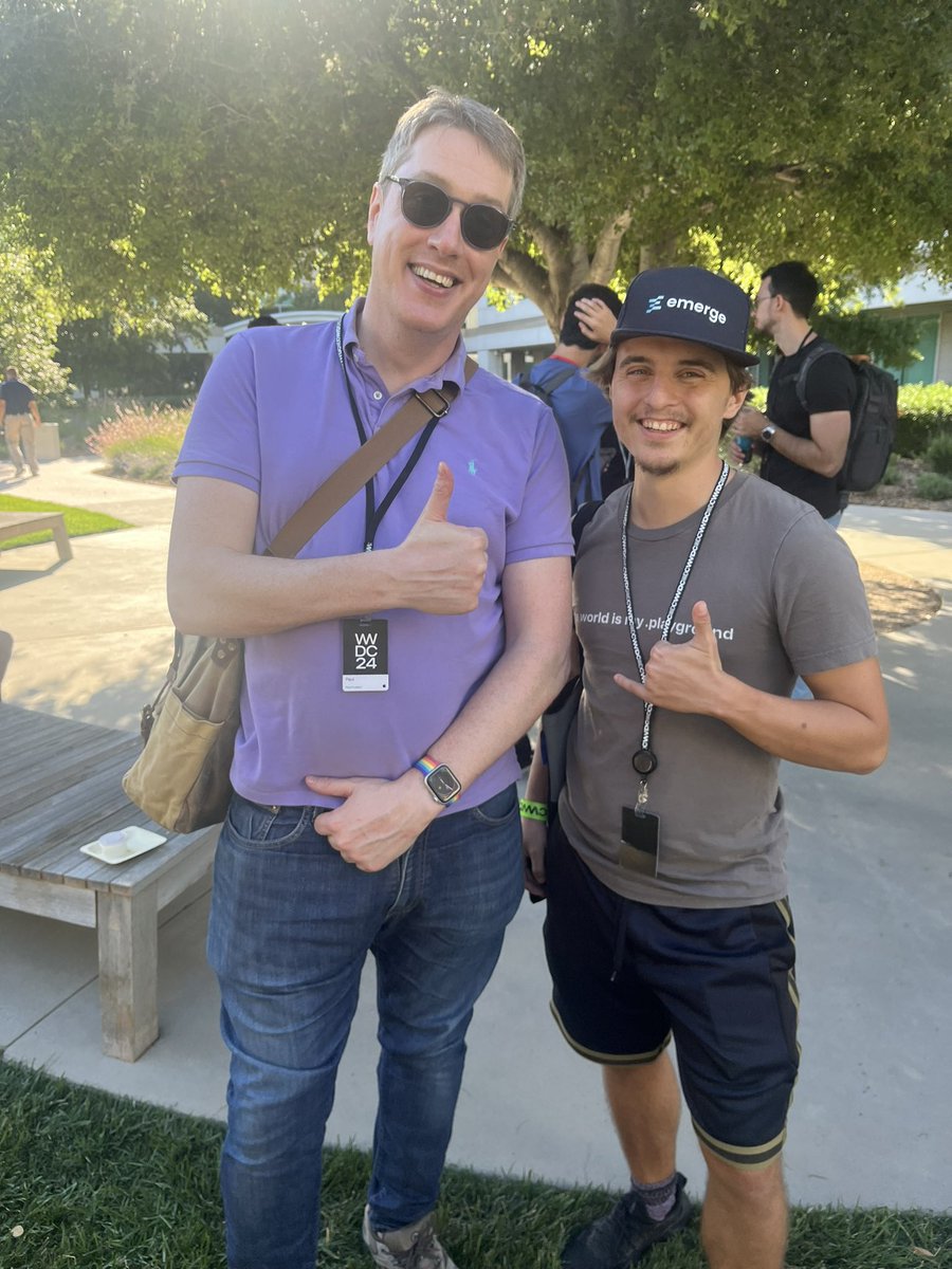 thisIsTheFoxe's tweet photo. soo many awesome people here omg ^-* <3 #WWDC24 #VWDC https://t.co/begzvT4Zj8