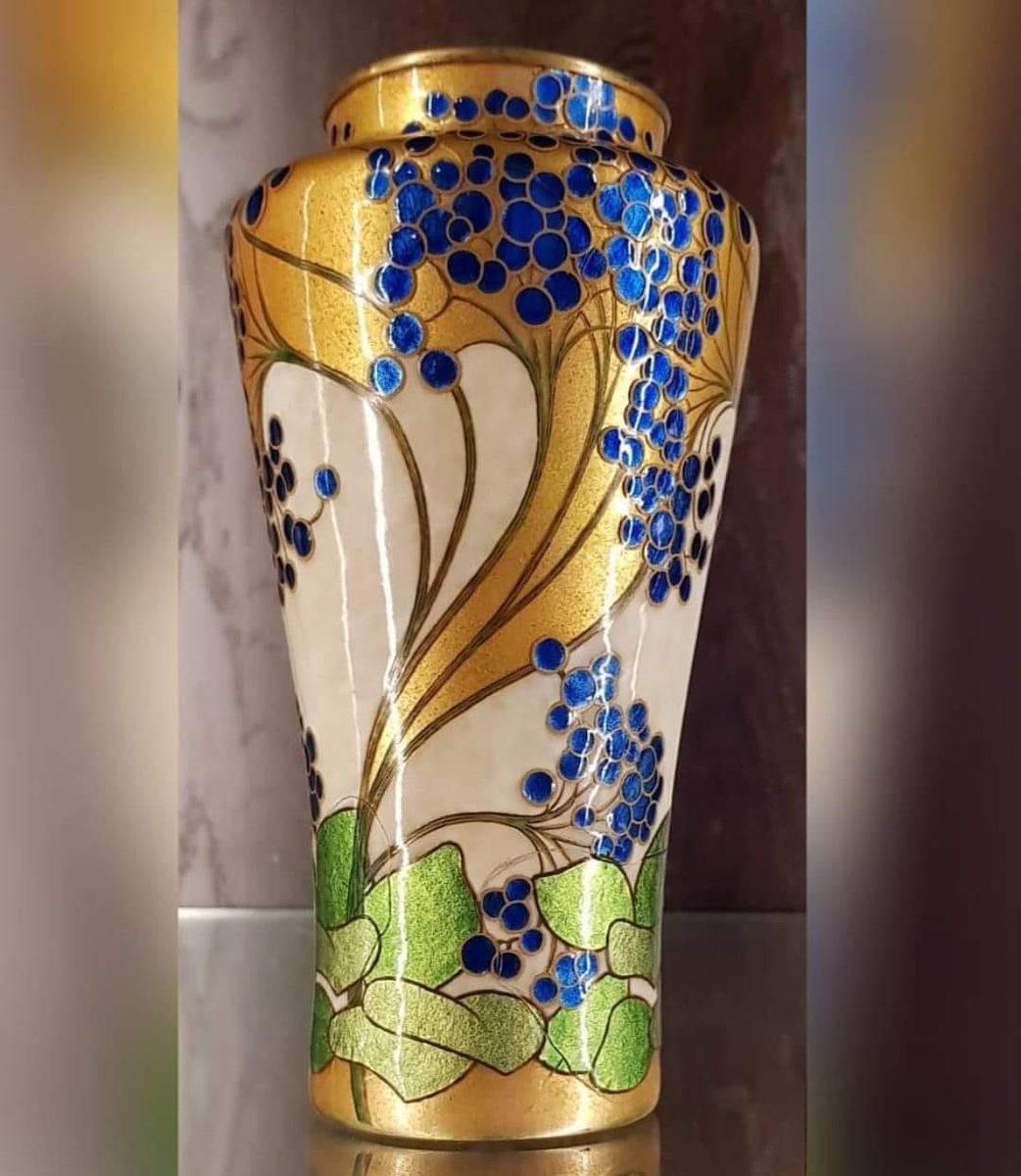 Edwardian_Days's tweet photo. Vase by artist Elise Unger, execution by Jenny Pflugmacher. Wiener Kunstgewerbeschule school. circa 1900/1901. Museum of Applied Arts, Vienna, Austria. https://t.co/0W7djtMHrr