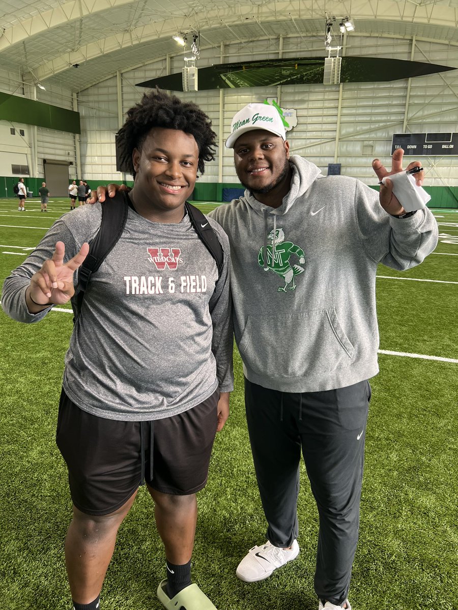 JasonHemphill's tweet photo. Had another great weekend in Denton &amp; Austin!! 
Thanks a lot to @TexasFootball &amp; @MeanGreenFB!! I have learned a lot to be a better defensive lineman. 
@CoachK_Baker @coachdgary @TrustMyEyesO @CyWoodsFB212 https://t.co/6dORYPd8dT