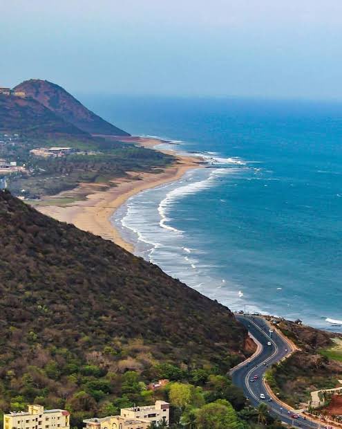 vizagweatherma9's tweet photo. Here is the indian version of California 😁👍 #Vizag https://t.co/J0Q5Ete5Eb