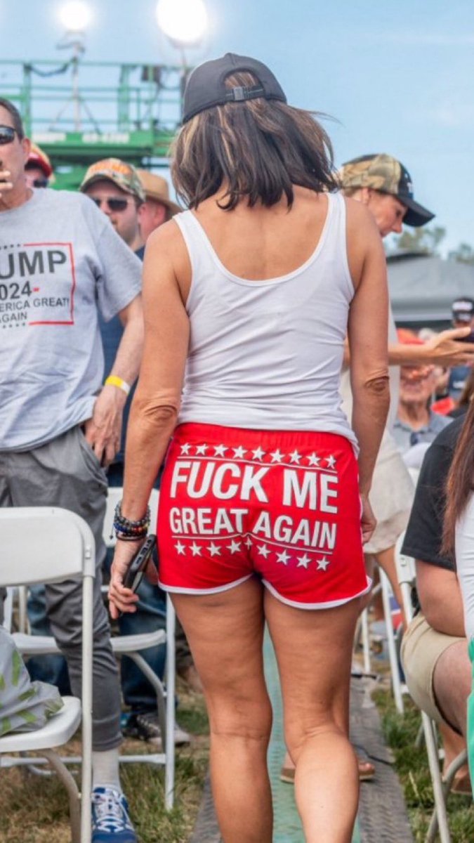 NashIsHere4It's tweet image. MAGA: We have to protect the children from liberal perverts!!!

Also MAGA: