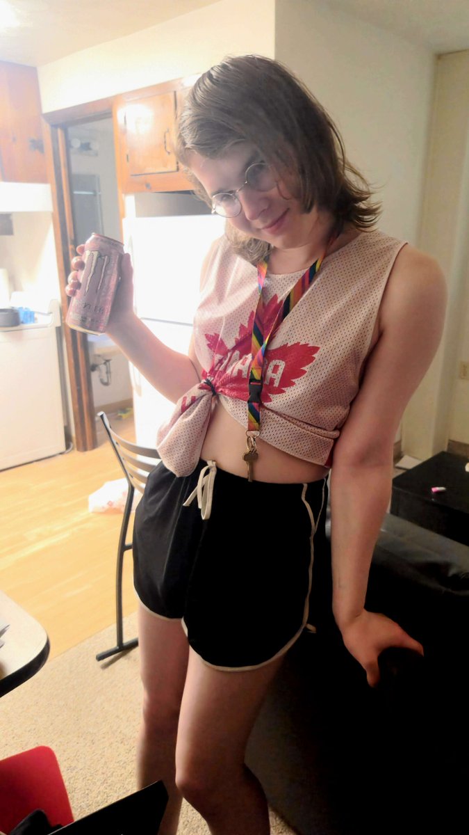 I'm not a girl! a boooyyyyy. HMMF 😤